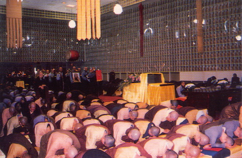 �ŤƦѩM�|�l������M�� - �Ӥ����EIn Memory of the Venerable Master Hsuan Huan - Photographs