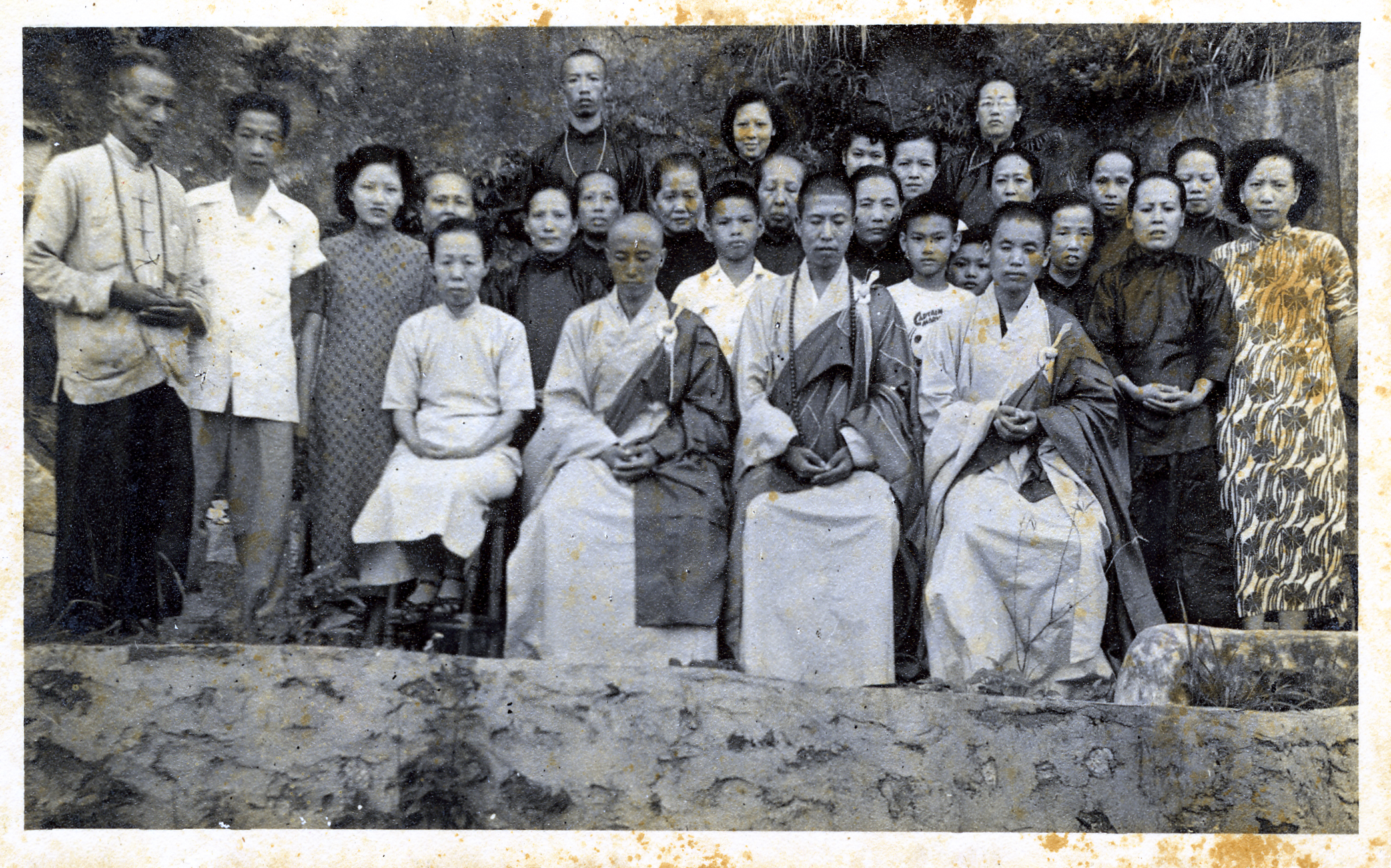 �����Ϻ���׷˼����ר��2 - �����û� ͷ���м���In Memory of the Venerable Master Hsuan Huan - Transformation of a Bodhisattva,